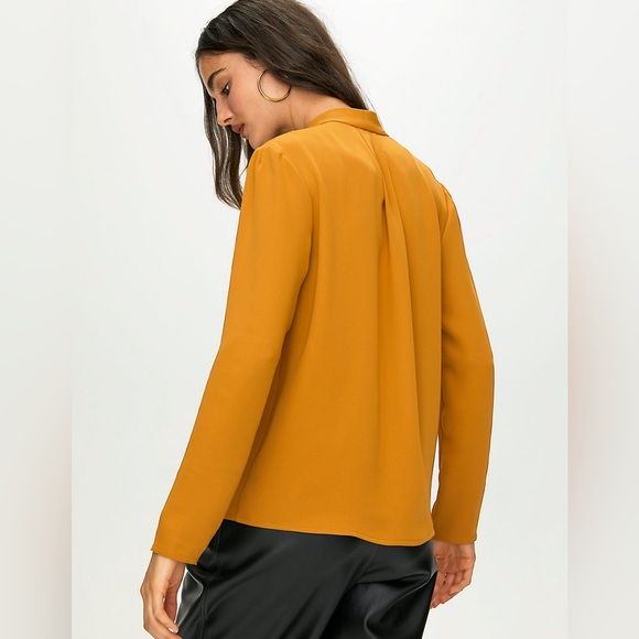 Babaton Power Blouse - Picture 3 of 6